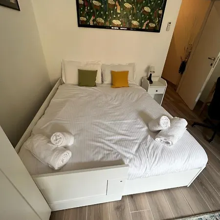 Joivy Bright Flat Near Sforzesco Castle 밀라노