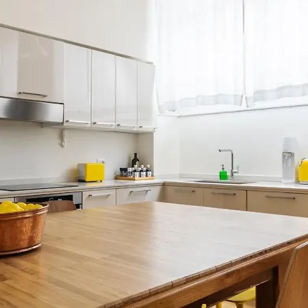 La Casa Colorata - Flats In - Bocconi * Milán