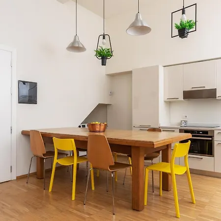 La Casa Colorata - Flats In - Bocconi Милан