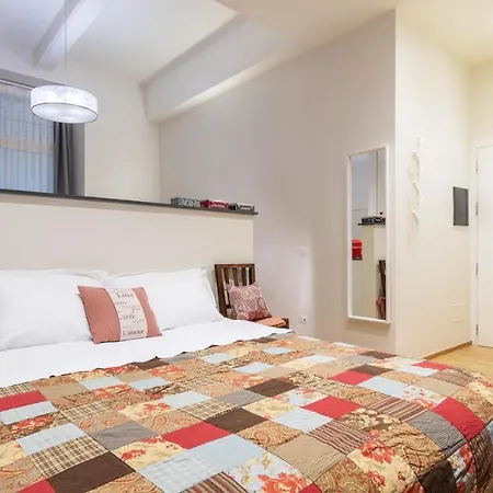 La Casa Colorata - Flats In - Bocconi *