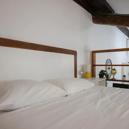 Portello Lauria 9 * Milaan