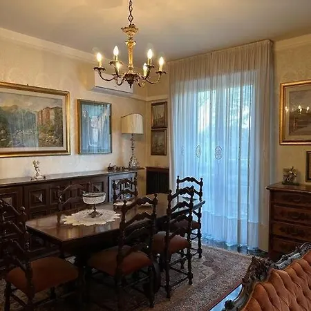 Dalla Nonna Di Μιλάνο