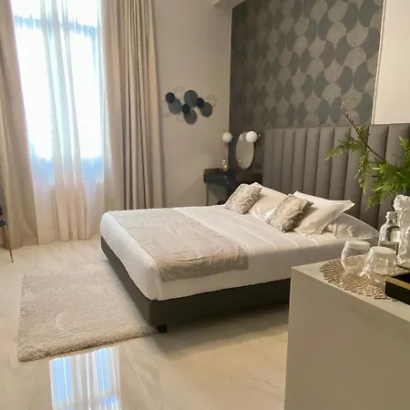 Intomilan Galleria Duomo I Boutique & Design Aparthotel