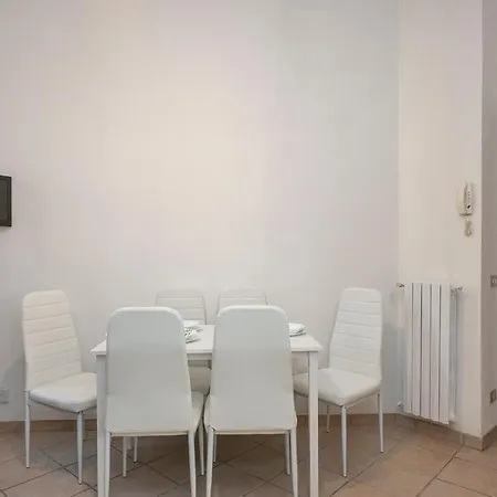 Sauro 6 Guest Apartment *