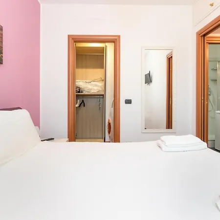 Altido Adorable Flat With Balcony Διαμέρισμα Μιλάνο