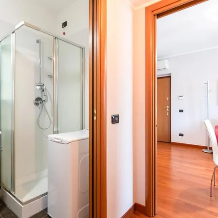 Διαμέρισμα Altido Adorable Flat With Balcony