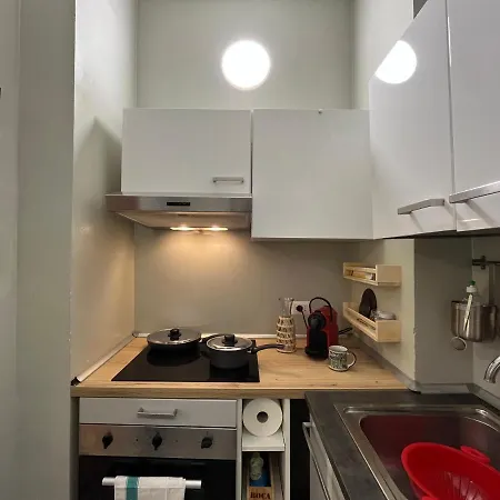 Giusti Flat Near Sforzesco Castle Milan *