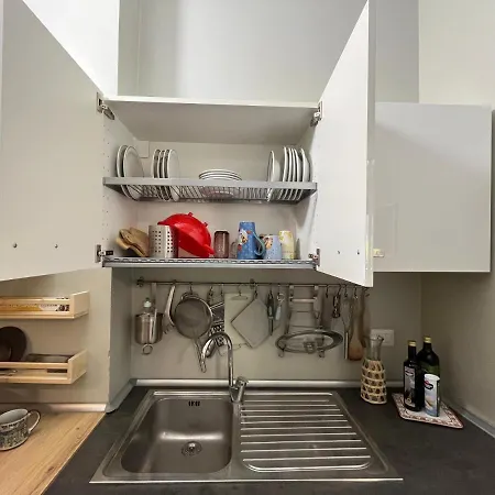 아파트 Giusti Flat - Next To Cimitero Monumentale Castello Sforzesco 밀라노