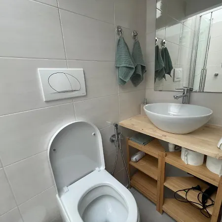 Mansarda Di Nolo-mm Pasteur-red Line Daire Milano