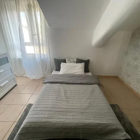 Apartment Mansarda Di Nolo-mm Pasteur-red Line