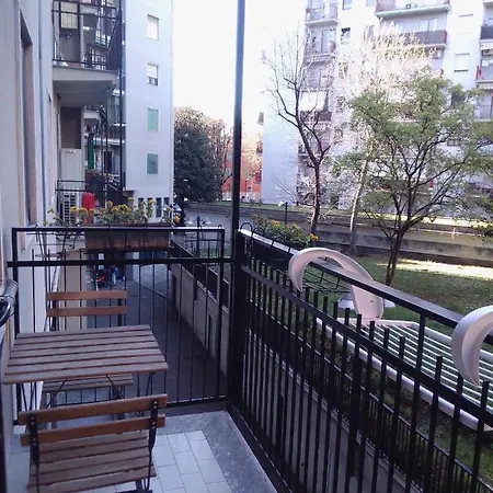 Gigli, Con Cucina In Comune E Terrazza Penzion Milán