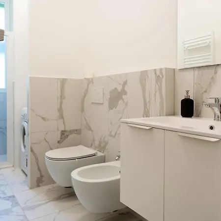 Apartmán 15min Metro Duomo - Rho Fiera - Skyscraper Kitchen *