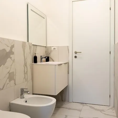 15min Metro Duomo - Rho Fiera - Skyscraper Kitchen * Milán