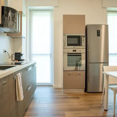 15min Metro Duomo - Rho Fiera - Skyscraper Kitchen