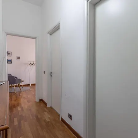 Апартаменты House Romana Center Милан