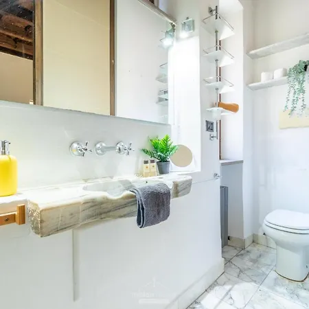 Ascanio Apartment, In The Heart Of Nightlife Milan