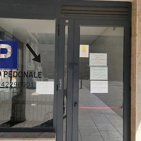 Apartment Navigli-centro Stylish In Design District Milan