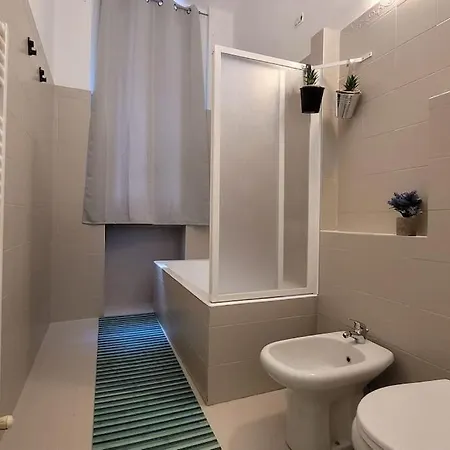 Apartment Navigli-centro Stylish In Design District *