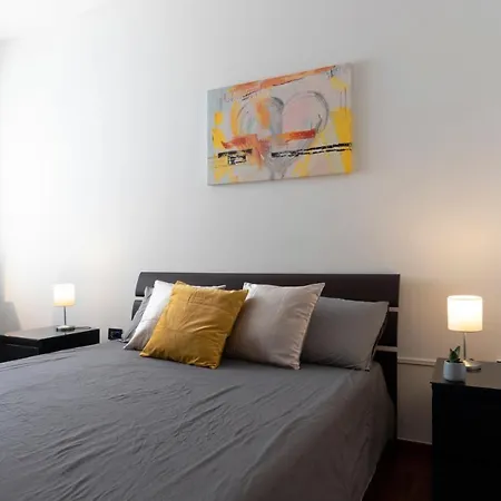 Terrace At 20 Minutes From Duomo - Homeunity *