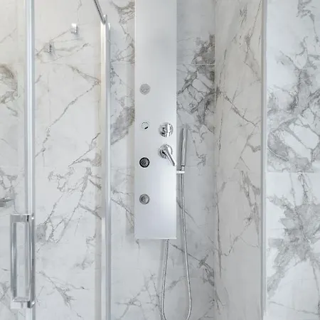 شقة Bilocale Moderno - Center *