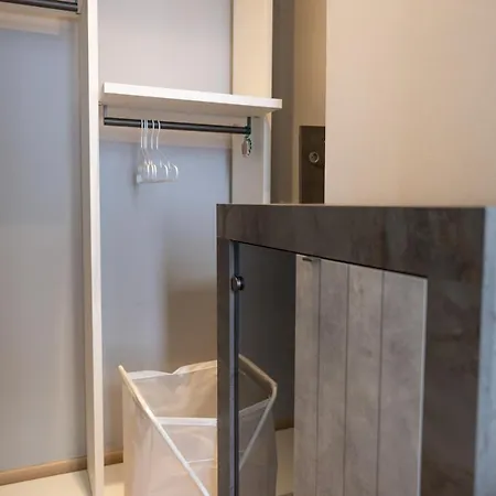 Apartament 5 Min Duomo Luxury In Brera Design District Mediolan