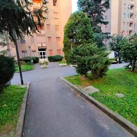 Garden Bicocca Bed and Breakfast *