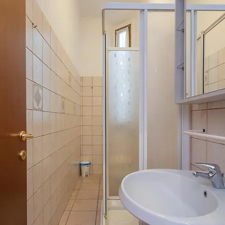 Sauro 6 Guest Apartment