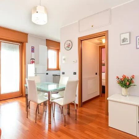 Διαμέρισμα Altido Adorable Flat With Balcony Μιλάνο