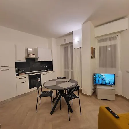 Splendido Bilocale! Via Crimea Apartment Milan