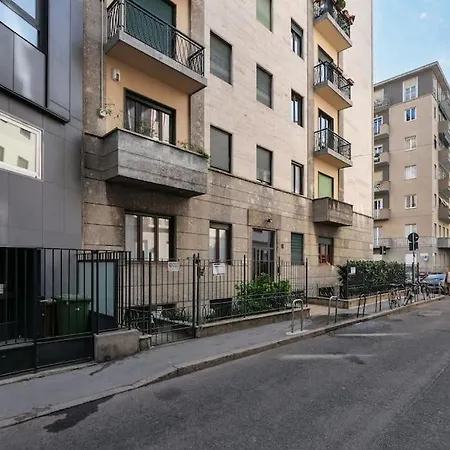 Large And Elegant In Missori Duomo Apartmán *