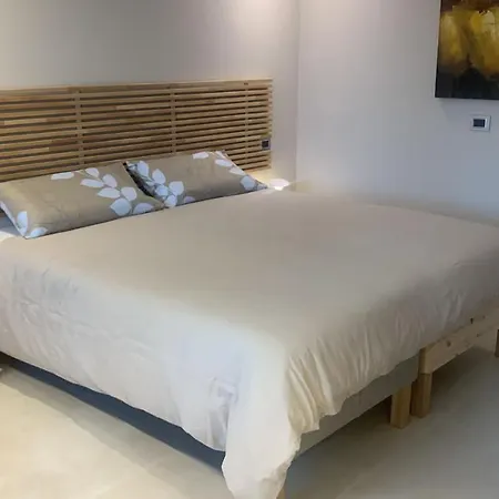 Apartmán R39 Attic With Terrace And Private Parking Milán