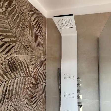 R39 Attic With Terrace And Private Parking