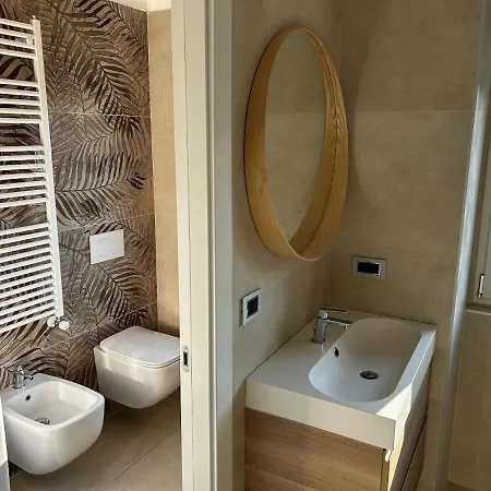 R39 Attic With Terrace And Private Parking Apartmán *