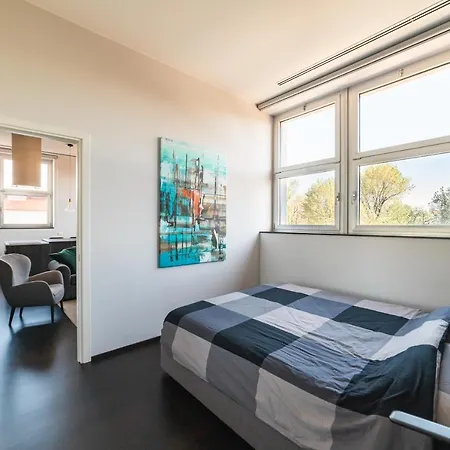 Apartment Moderno Bilocale 64mq Con Parcheggio E Palestra