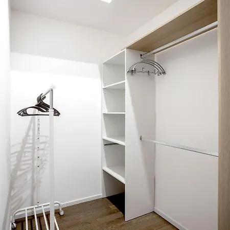 Navigli - Center Modern Suite, Fast Wi-fi & Tram Apartmán Milán