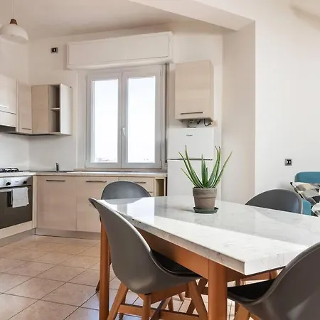 Bilocale Quartiere Della Moda Apartman *