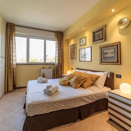 Apartment Rho-fiera Vintage House & Garage Privato Milan