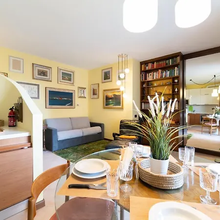 Apartment Rho-fiera Vintage House & Garage Privato Milan