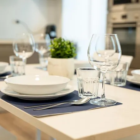 15min Metro Duomo - Rho Fiera - Skyscraper Kitchen *