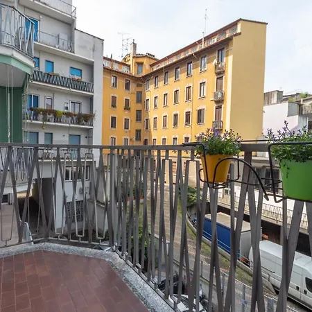 House Romana Center *