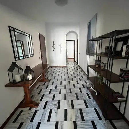 Apartment Rebecca's Collection: Repubblica Milan