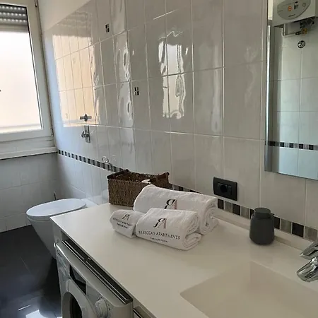 Rebecca's Collection: Repubblica Apartment *