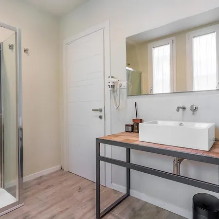 Meneghina Foresteria Lombarda 3* ميلان