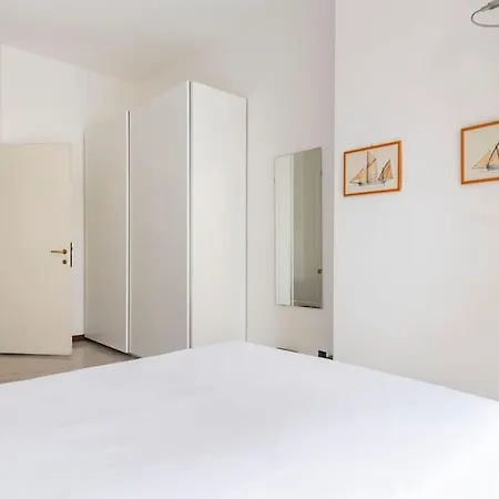 Quiet Arco Della Pace Apartment Milan