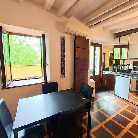 דירה Charming Flat In Center The Park מילאנו