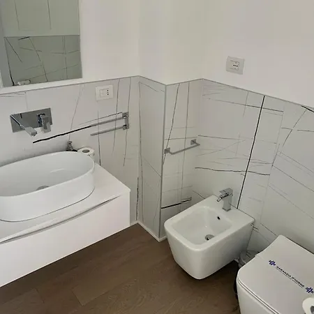 Splendido Bilocale In Zona *