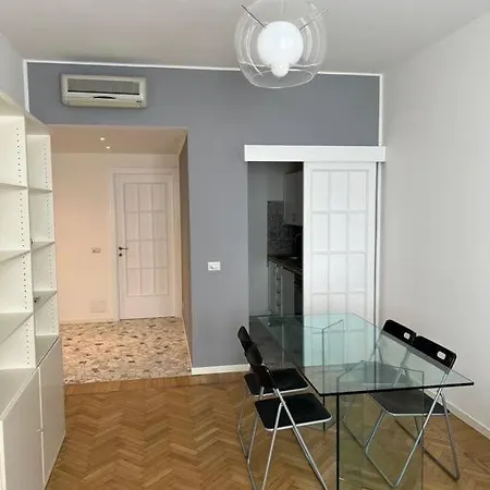 Paris Bordone House Apartment Milan