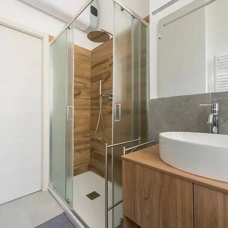 Contempora - Aselli 18 Apartment *