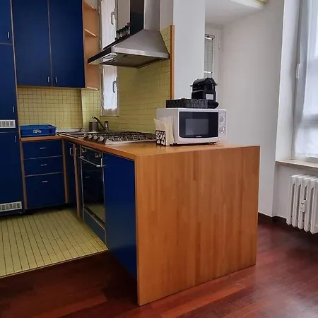 Appartement Monolocale Metro M3 Affori