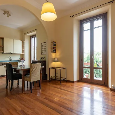 Apartment Beplace In Lotto Milan